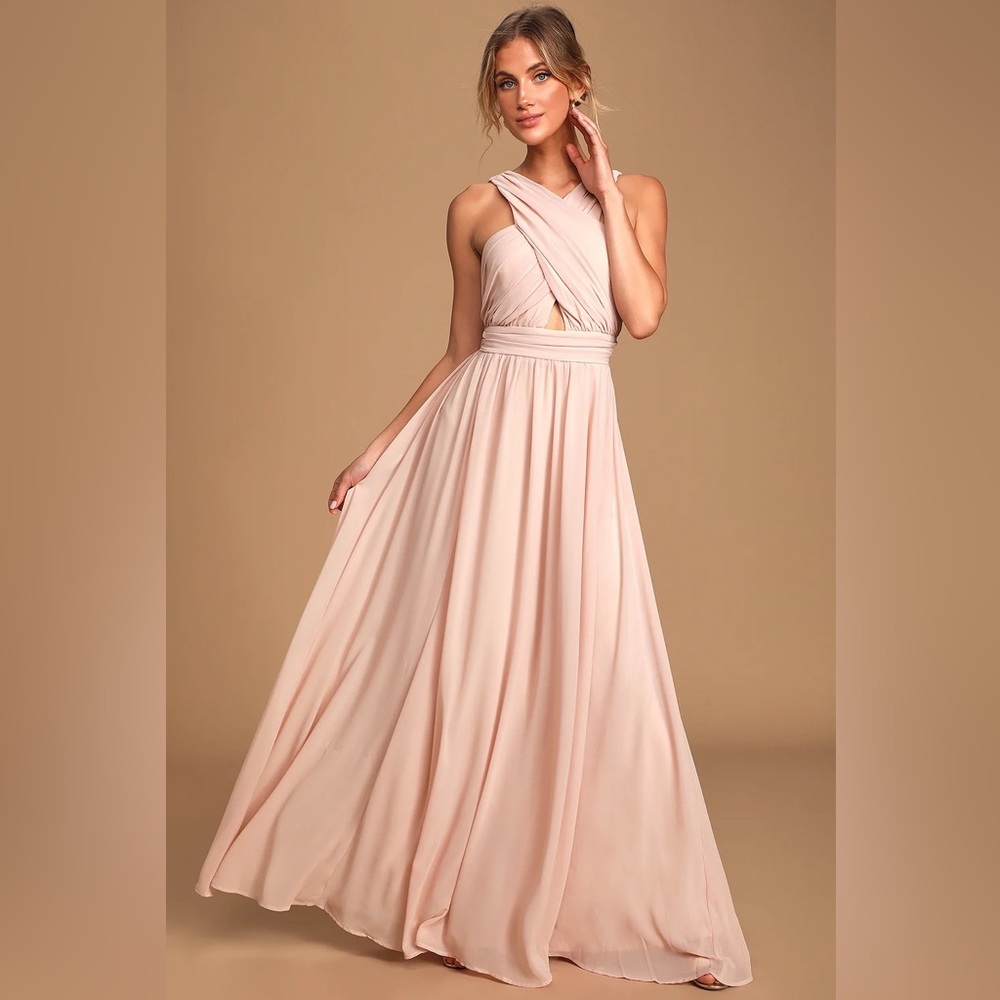 Lulu's Divine Inspiration Blush Halter Maxi Dress Size S NWT